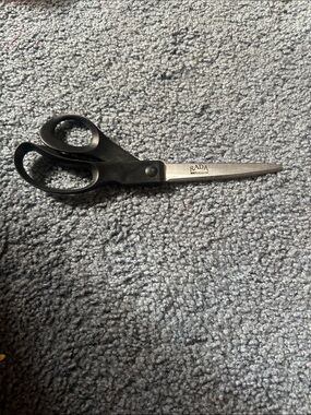 Rada Black Kitchen Scissors - Precision Cutting
